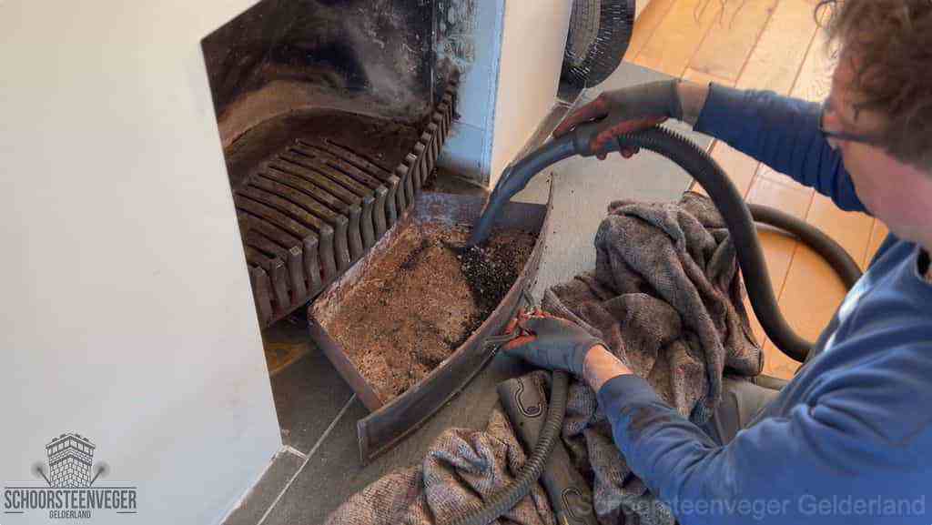 Prijs schoorsteenvegen Gelderland schouw reinigen Prijs schoorsteenvegen Gelderland schouw reinigen